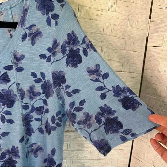 J Jill pima scoop neck elbow sleeve Tee Shirt tunic floral soft casual normcore - Picture 3 of 9